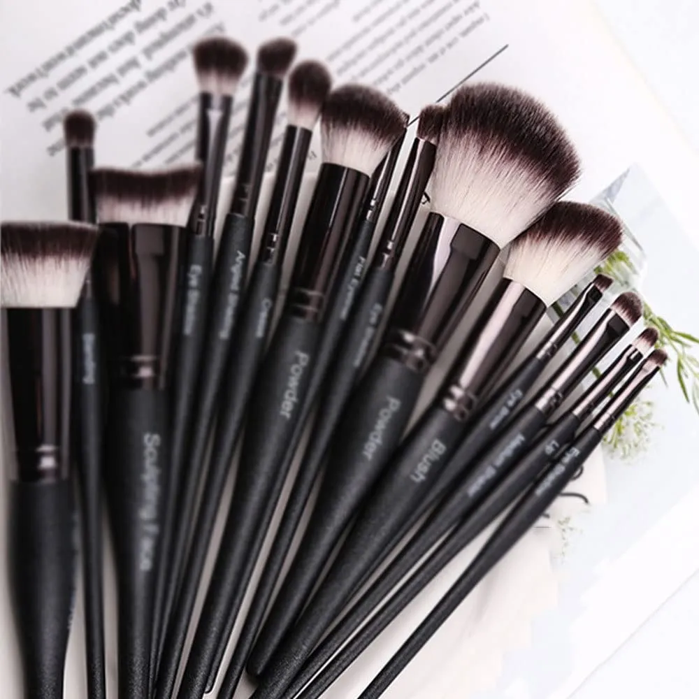15 Piece Makeup Brush Set Full Set of Powder Eye Shadow Lip Brush Concealing Blush
