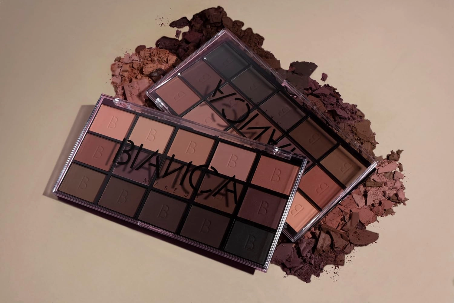 15 Colors Eyeshadow Palette | Versatile Range for Unlimited Eye Looks. (Nude)
