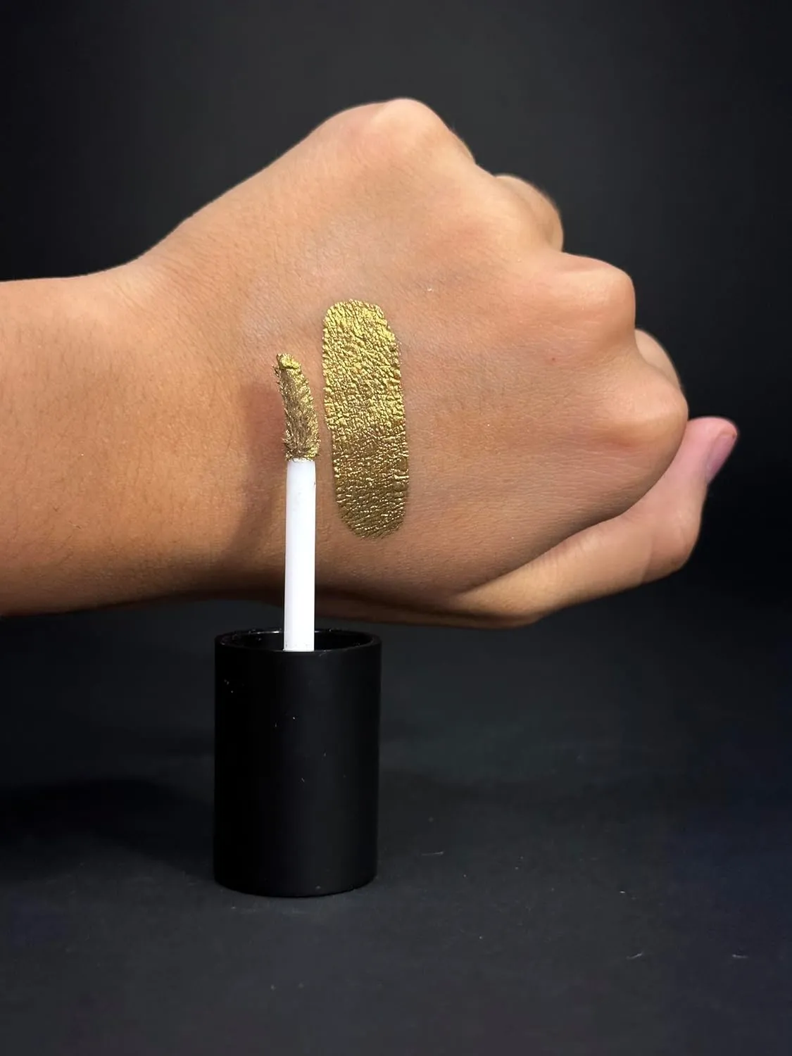 Absolute highlighter by Bianca Makeup (Gold)