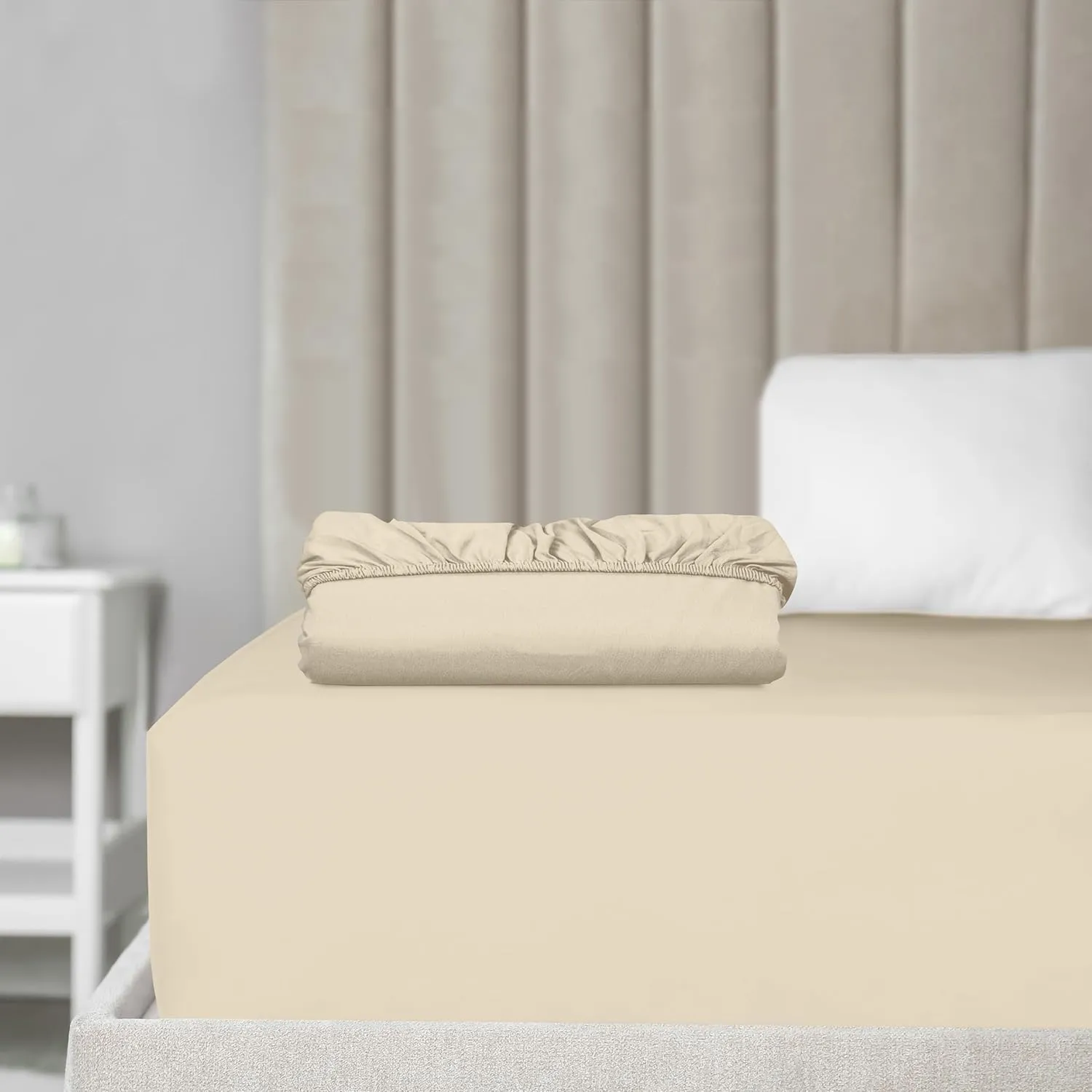 Elegant Comfort Super Soft 1-Piece Single Extra Deep Pocket 1500 Premium Hotel Quality Microfiber Fitted Sheet for High Mattress up to 21" inch with Double Sided Smart Pockets, King, Cream