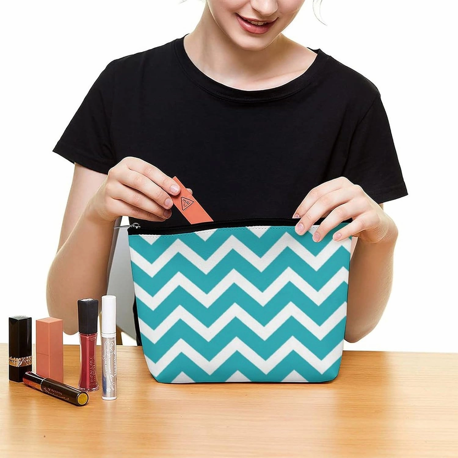 Elegant Makeup Bag, Chevron Stripes Pattern Cosmetic Bag Large Capacity Pouch Portable Organizer for Men & Women