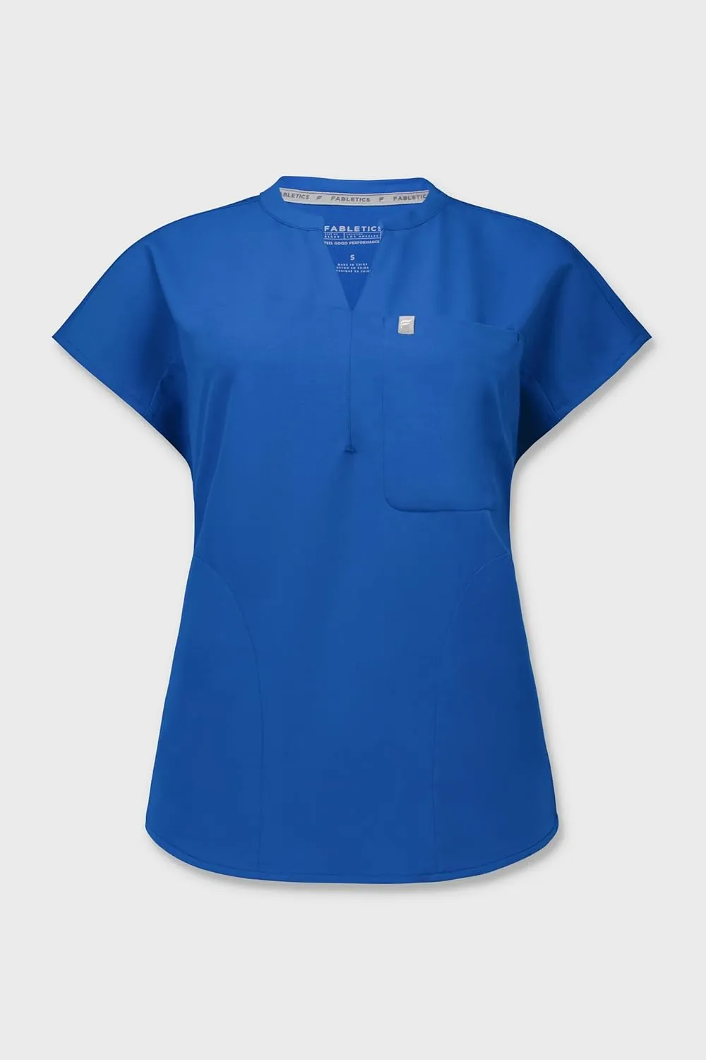 Fabletics Women's Evolve 3-Pocket Scrub Top with an Oversized Fit - MotionTech, 4-Way Stretch, Wrinkle-Resist, Anti-Shrink