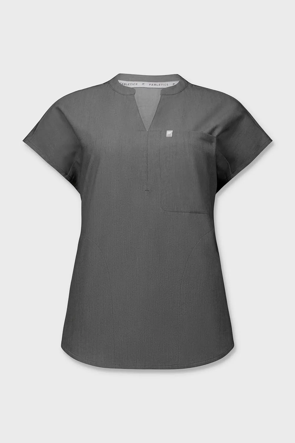 Fabletics Women's Evolve 3-Pocket Scrub Top with an Oversized Fit - MotionTech, 4-Way Stretch, Wrinkle-Resist, Anti-Shrink