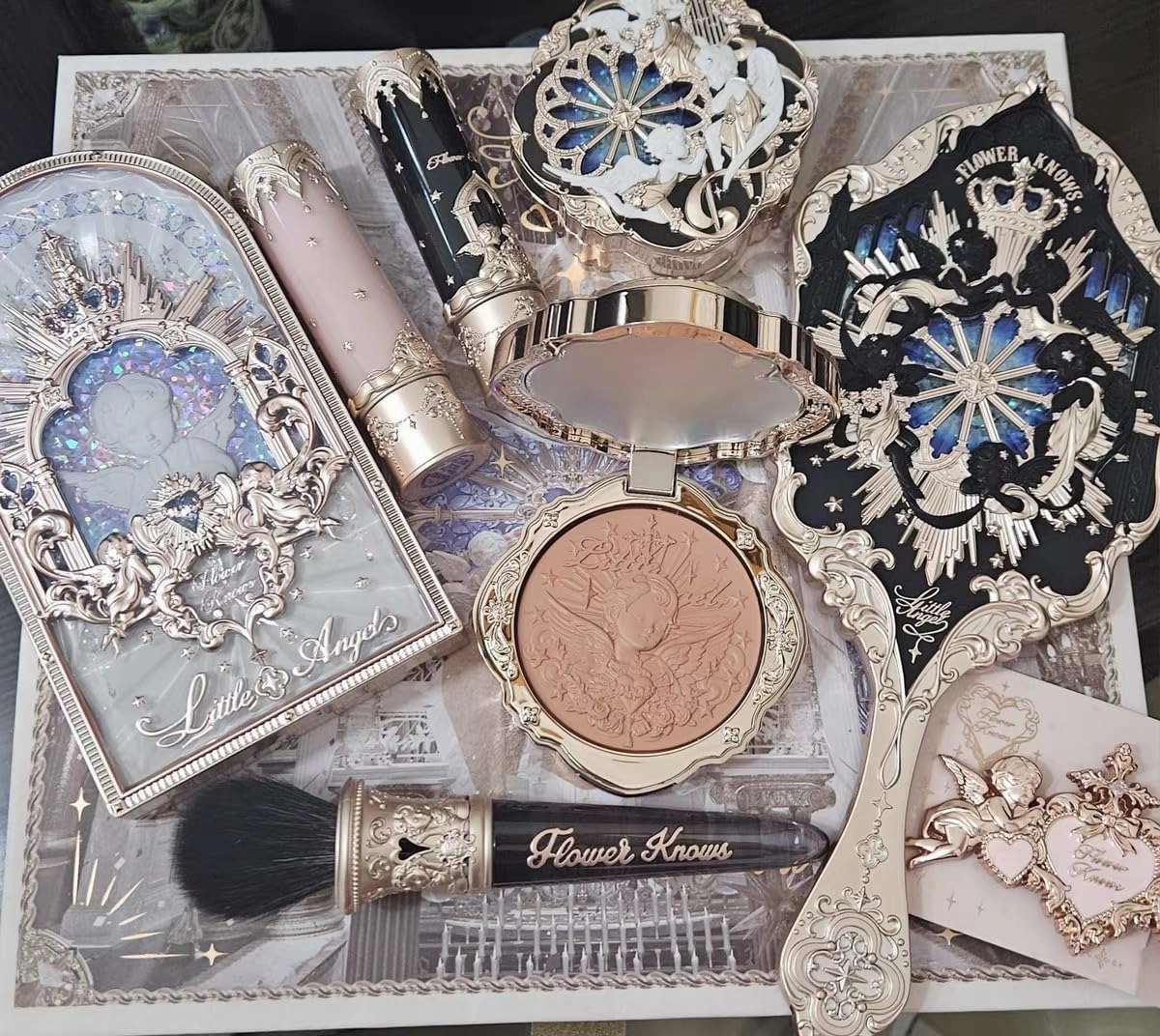 Flower Knows Swan Ballet Eyeshadow Palette Matte Fine Shimmer Pearl Face Palette 6 Colour Glitter Eye Shadow (C05)
