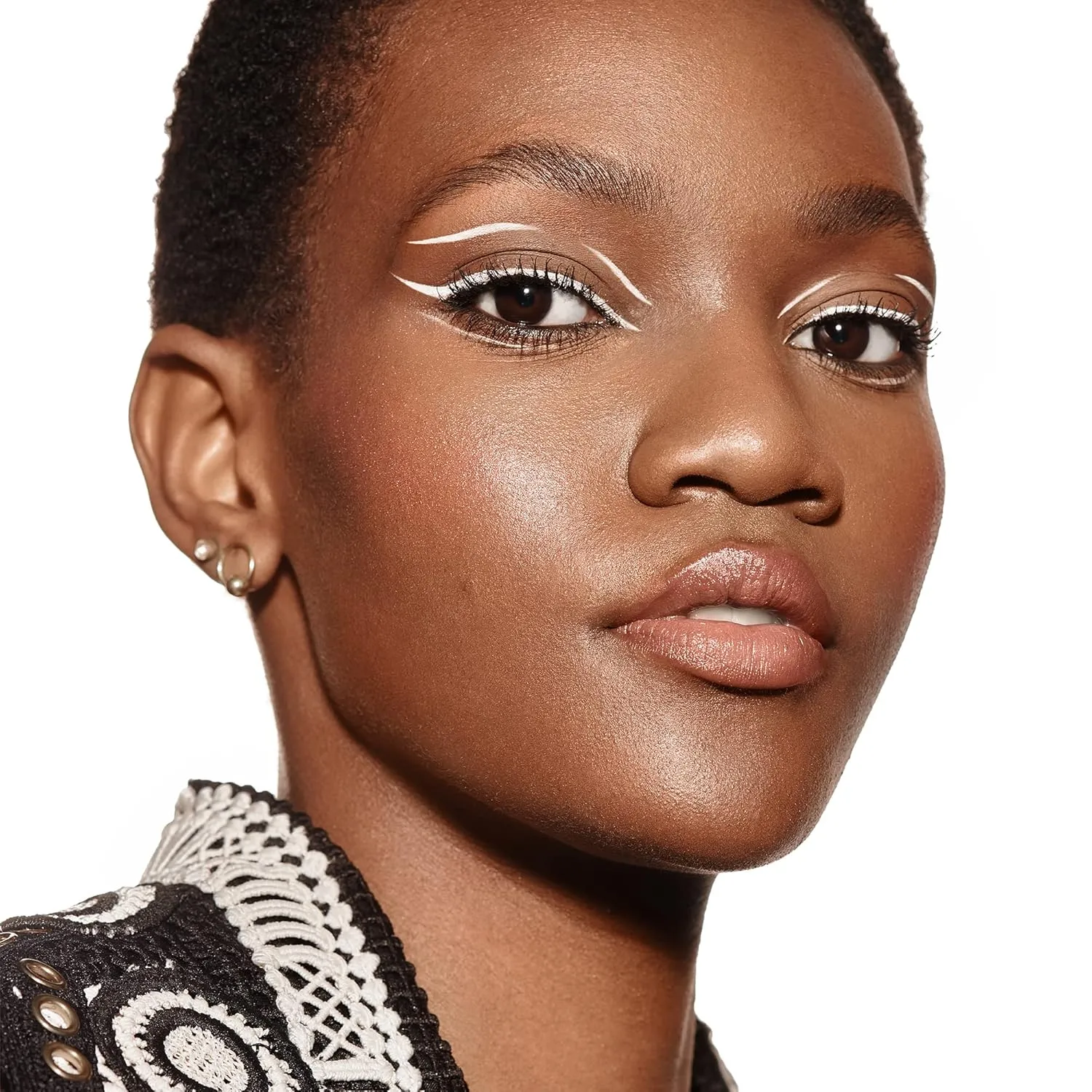 Inglot AMC EYELINER GEL 76 | Gel Eyeliner Matte | Waterproof | High Intensity Pigments | Eye Makeup | Creamy texture 5.5 g/0.19 US OZ