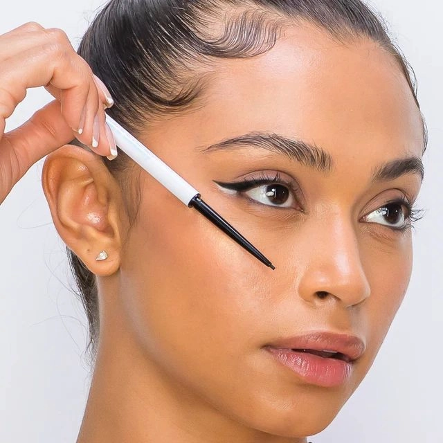 Kara Essentials Pro Liner