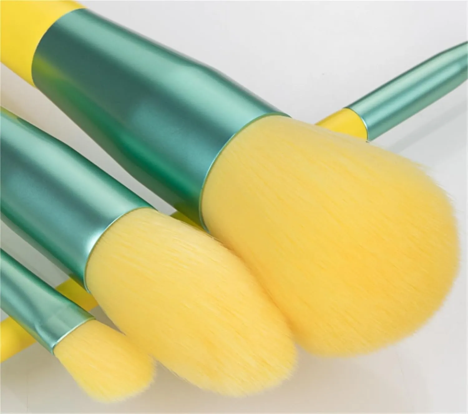 Make Up Brushes Set Makeup Brush Set 12 Pieces For Contour Blush Concealer Eyeshadow Makeup Brush Makeup Tools Set(Yellow-Brush Pack)