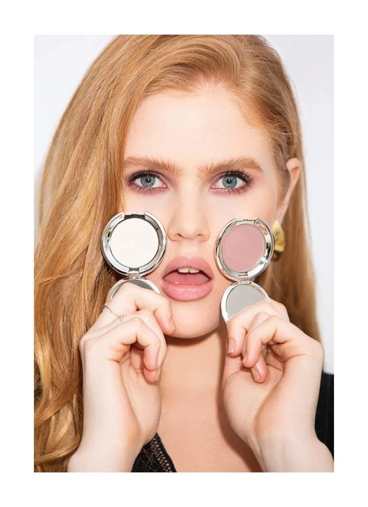 nude envie - Eye Shadow - Velvety Texture & Easy Application - Pigmented Long-Lasting Matte Finish - Blendable - Mirror Compact - Single Eye Shadow - Vegan, Paraben-Free & Cruelty-Free - Destiny