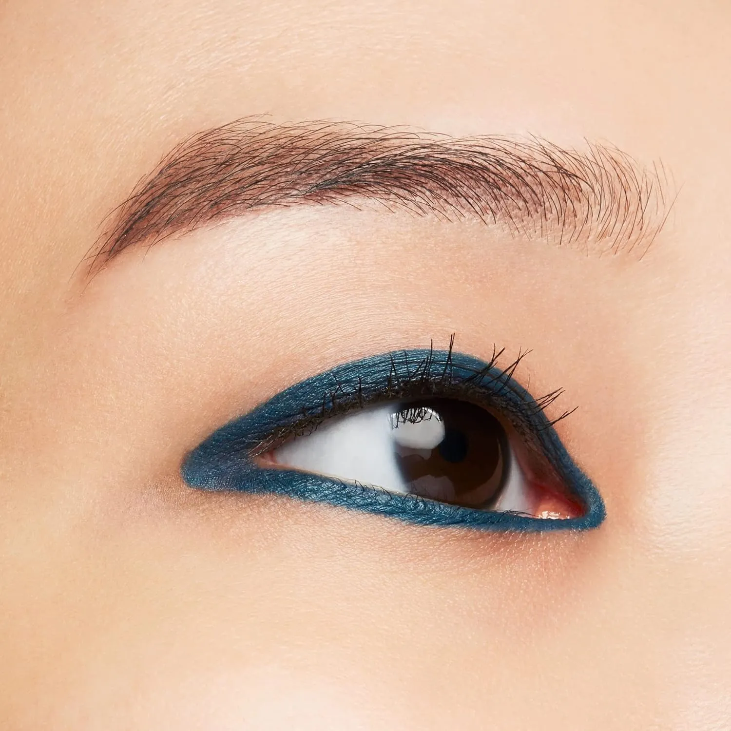 Shiseido MicroLiner Ink - Micro-Fine Eyeliner - Smudge-Proof, Saturated, Matte Color - Lasts Up to 24 Hours