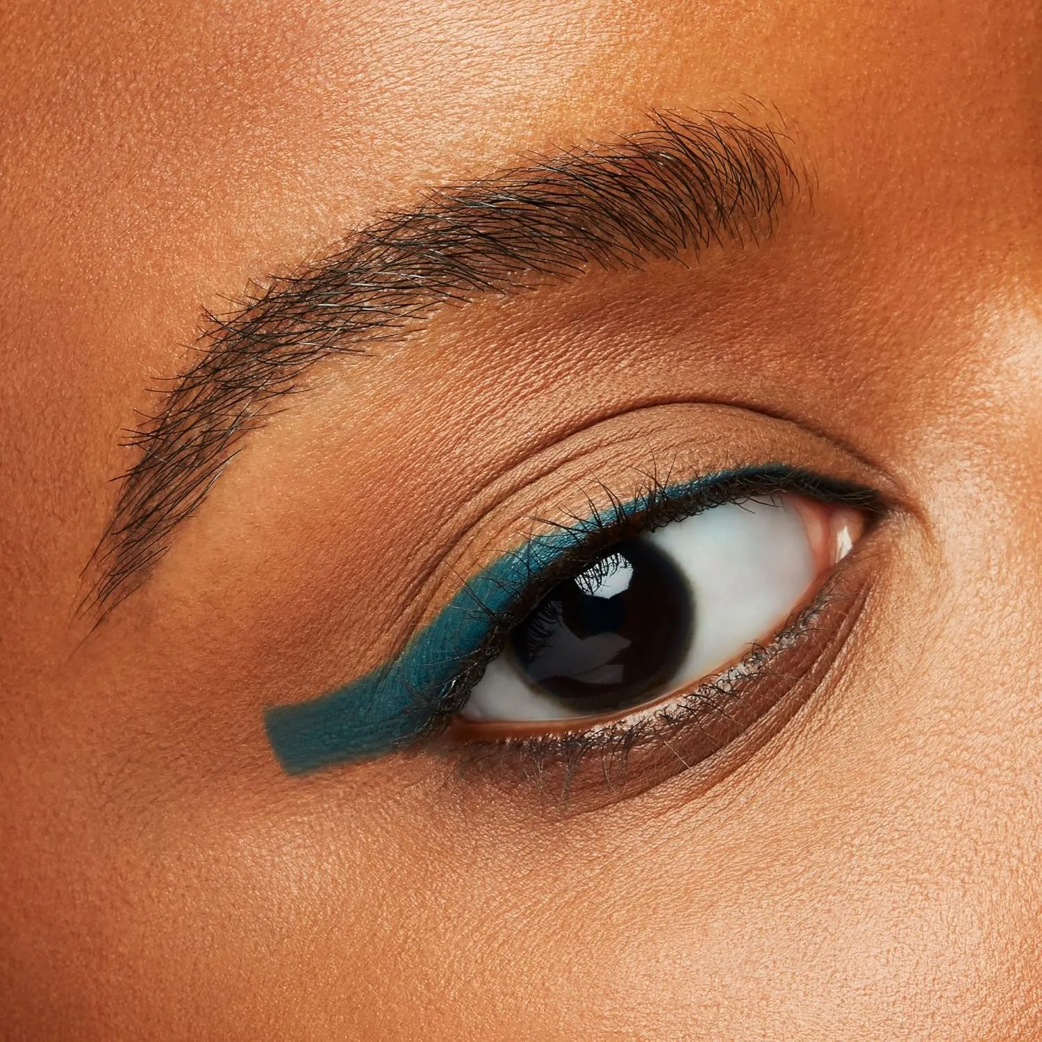 Shiseido MicroLiner Ink - Micro-Fine Eyeliner - Smudge-Proof, Saturated, Matte Color - Lasts Up to 24 Hours
