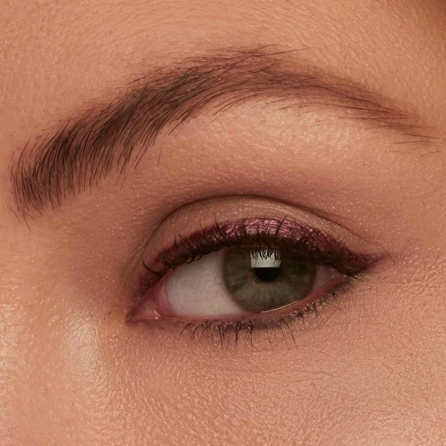 TRE'STIQUE Eyeliner, Refillable Long Lasting Eyeliner Pencil With Built-In Smudger And Sharpener, Clean Beauty Eye Pencil, Sustainable