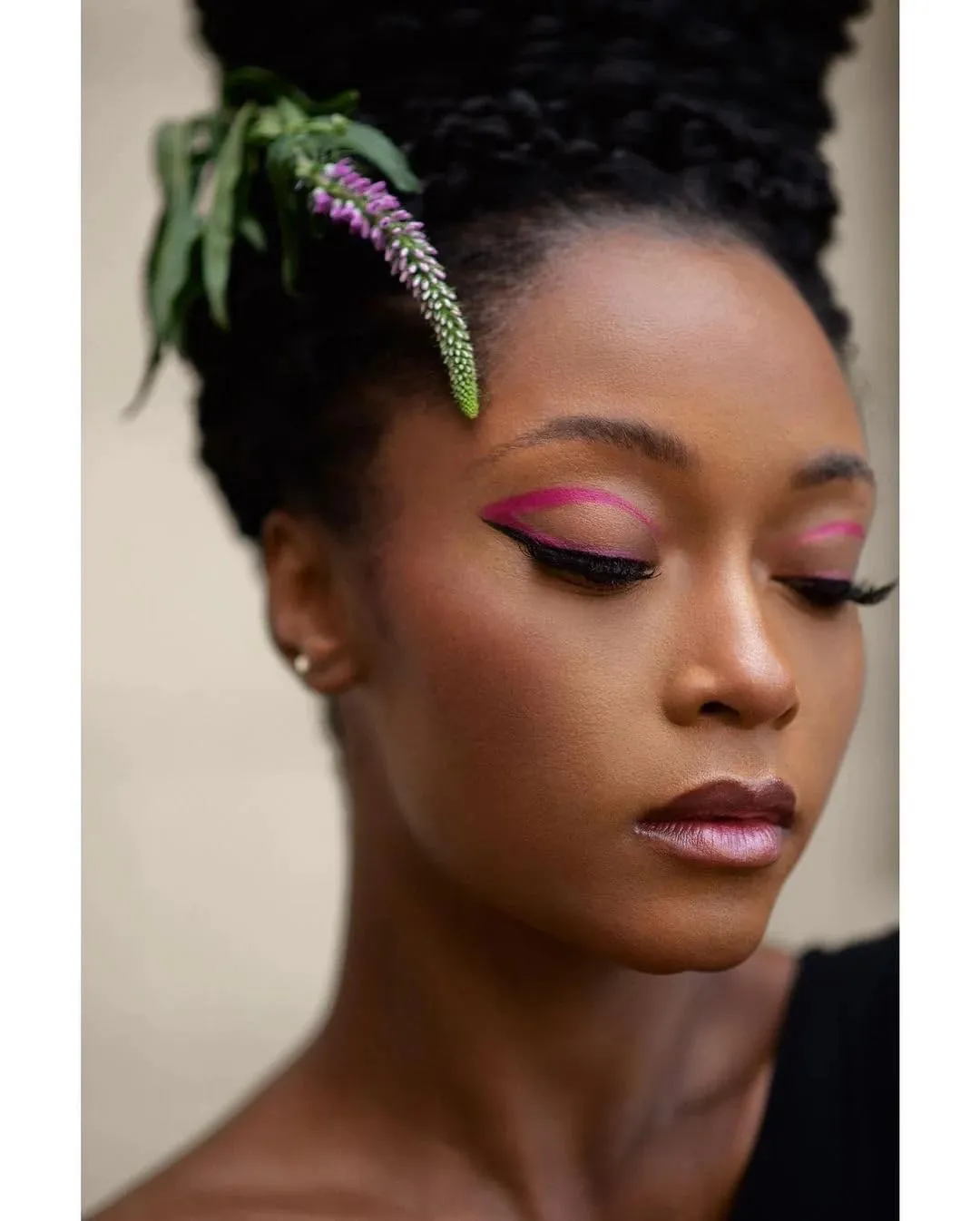 UV Paint Liners, Vegan Formulation and Bold Pigments (Purple Reign)