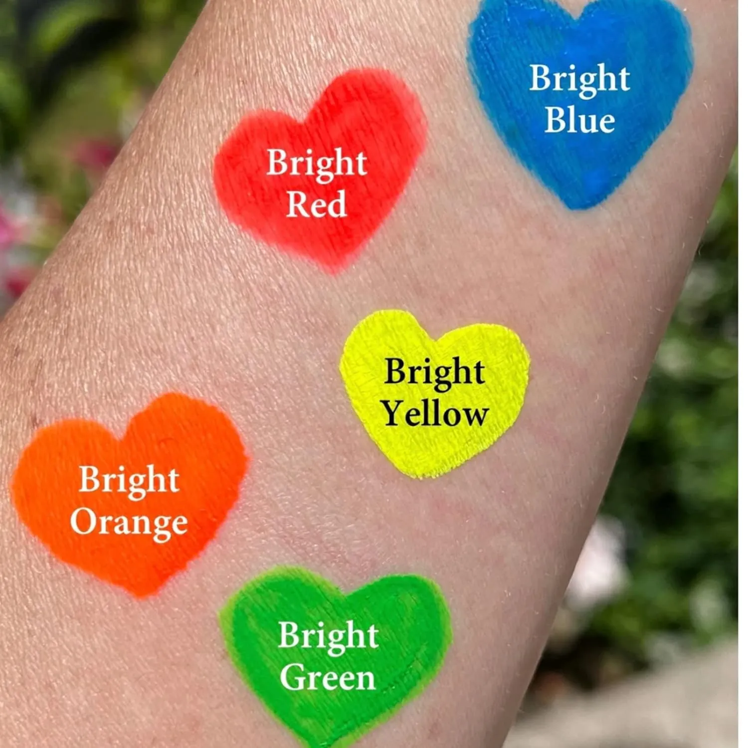 Wet Liners Parent- Cake Eyeliner with Applicator Brush - Water Activated Dry Pressed Eyeliner - Long-Lasting, Vibrant Color, Smudge Resistant - Vegan Cruelty Free Paraben Free (Bright Green)