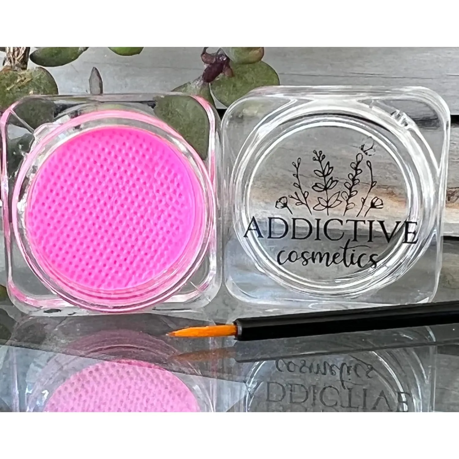 Wet Liners Parent- Cake Eyeliner with Applicator Brush - Water Activated Dry Pressed Eyeliner - Long-Lasting, Vibrant Color, Smudge Resistant - Vegan Cruelty Free Paraben Free (Neon Bubblegum)
